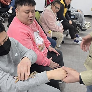 낮활동지원팀 2월 동물매개활동