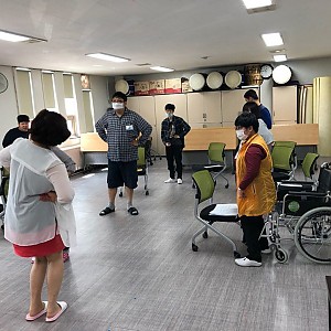 주간보호시설 -음악교실 진행