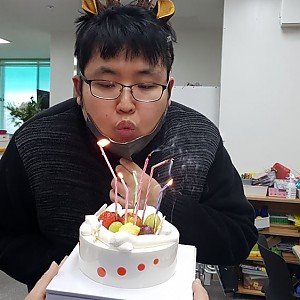 주말보호-생일파티 축하(영상)