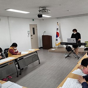 주간보호 취미여가활동-노래교실