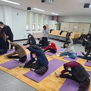 주간보호-요가활동