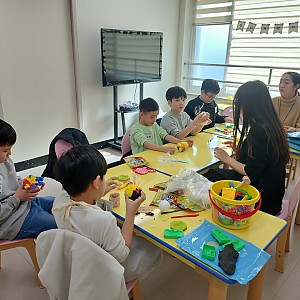 아동방과후학교 미술활동 프로그램 진행